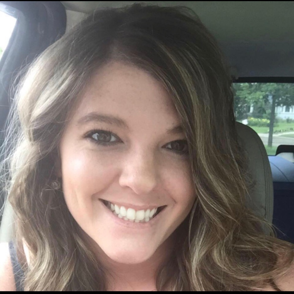 Meet your Posher, Amber